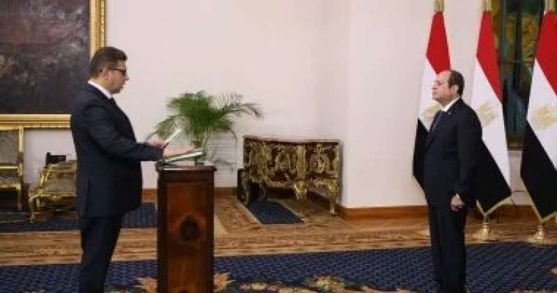 بوابة البرلمان