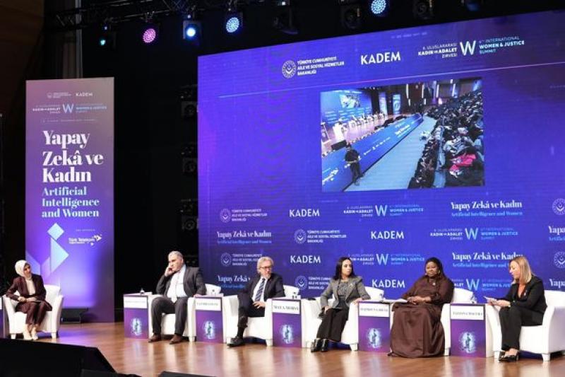 بوابة البرلمان