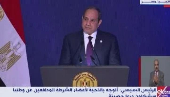 الرئيس السيسي يزور ”السيدة نفيسة” ويفتتح أعمال التطوير بالمسجد