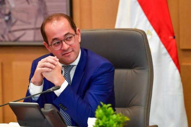 الحكومة تقرر زيادة الدعم على بطاقات التموين خلال شهر رمضان بواقع 125 جنيهًا للفرد الواحد