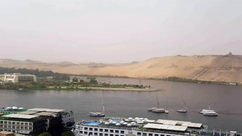 بوابة البرلمان