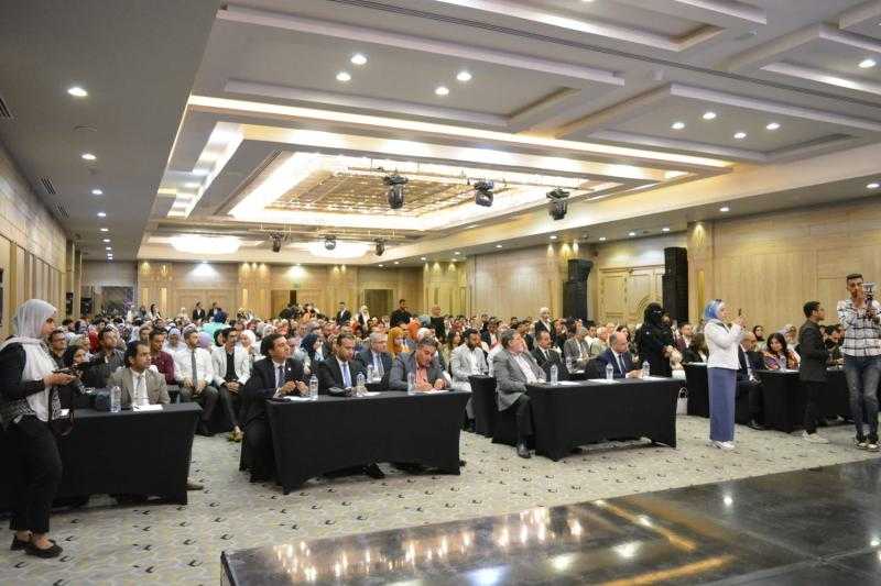 ”انطلاقة جديدة لمستقبل الصيدلة: النسخة الرابعة من مؤتمر طلاب الصيدلة تنطلق في ٧ مايو”