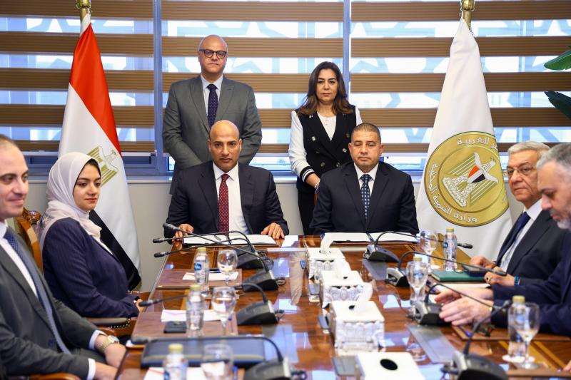 بوابة البرلمان