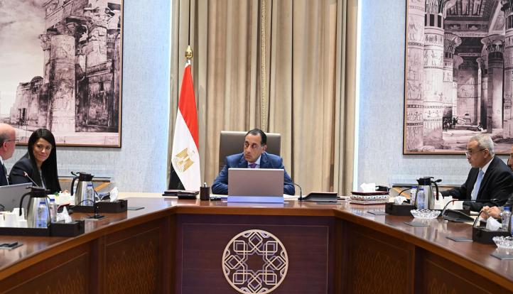 مدبولي يتابع مستجدات جهود فض التشابكات المالية بين الدولة وبنك الاستثمار القومي