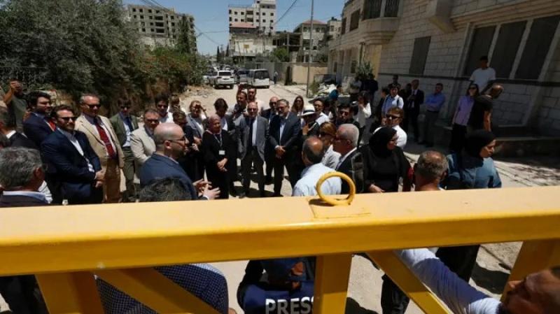 جيش الاحتلال عن إطلاق النار على الوفد الأجنبي في جنين: الدبلوماسيون انحرفوا عن مسارهم