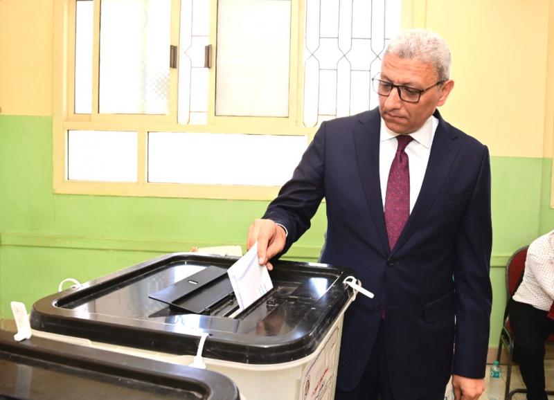 بوابة البرلمان