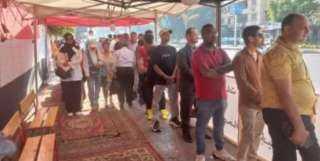 توافد الناخبين على صناديق الاقتراع بانتخابات مجلس الشيوخ في محافظة الجيزة