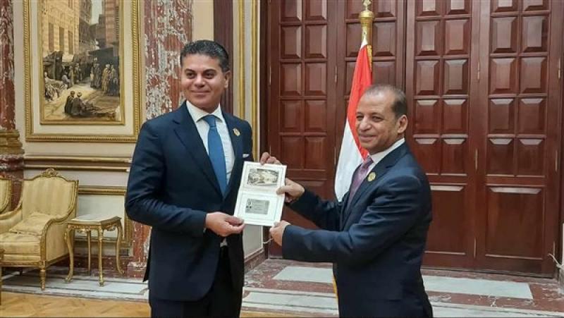 بوابة البرلمان