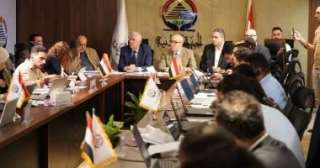 رئيس حزب الجبهة الوطنية يتفقد غرفة العمليات لمتابعة سير انتخابات مجلس النواب