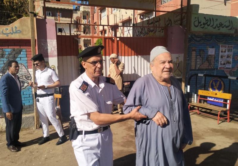 بوابة البرلمان