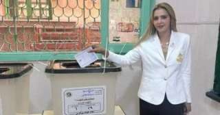 مروة بوريص تدلي بصوتها بالإسكندرية وتؤكد: نصوت من أجل مستقبل يليق بمصر الجديدة