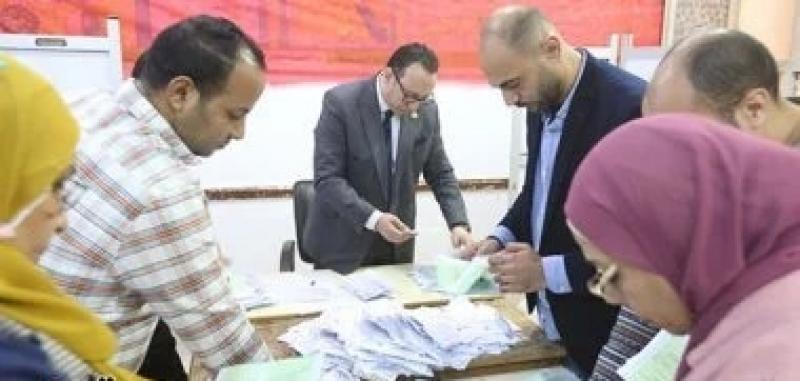 بوابة البرلمان