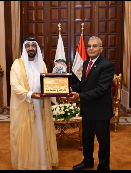 بوابة البرلمان