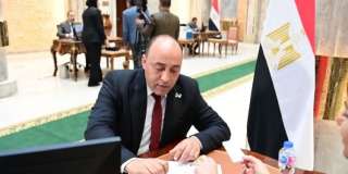 حسام حسن: تنمية الصعيد أولوية قصوى وتحقيق العدالة التنموية أساس الاستقرار حسام حسن: تنمية الصعيد أولوية قصوى وتحقيق العدالة التنموية أساس الاستقرار