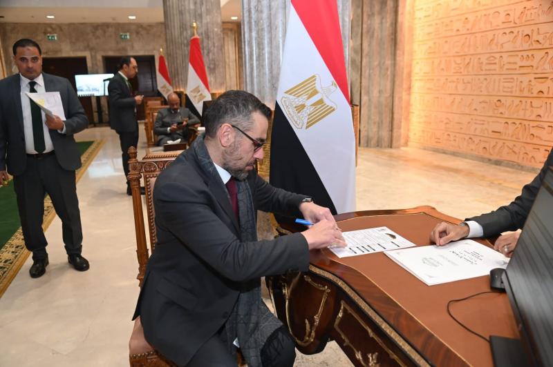 بوابة البرلمان