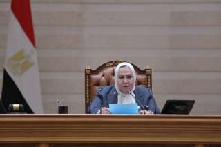 تلاوة قرارات رئيس الجمهورية والوطنية للانتخابات بالجلسة الافتتاحية لـ النواب