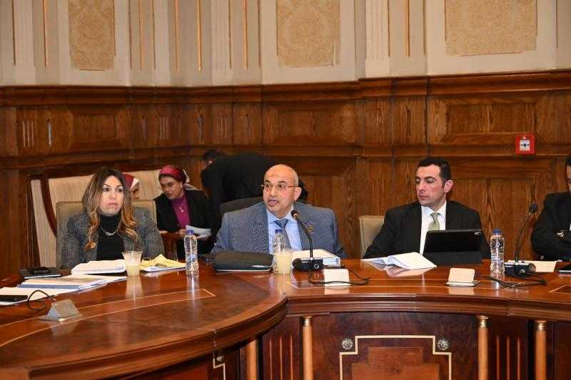 بمشاركة النائب أشرف عبد الغني … اجتماع اللجنة الاقتصادية بمجلس الشيوخ لمناقشة  مشروع قانون” حماية المنافسة ومنع الممارسات الاحتكارية”