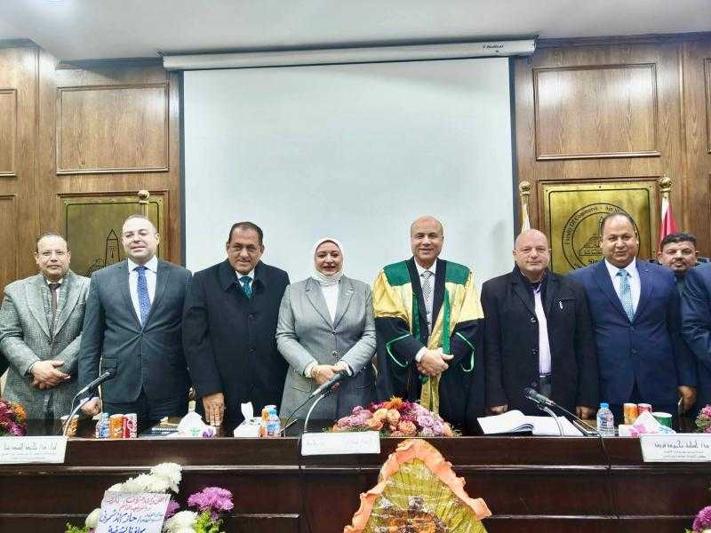 رئيس مدينة بلبيس يحصل علي الدكتوراه في إدارة الأعمال وسط حضور رسمي وبرلماني واسع