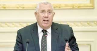 سيد القصير يحسم الجدل: لم أطالب بمناداتي بـ”معالي الوزير”قبل «النائب”