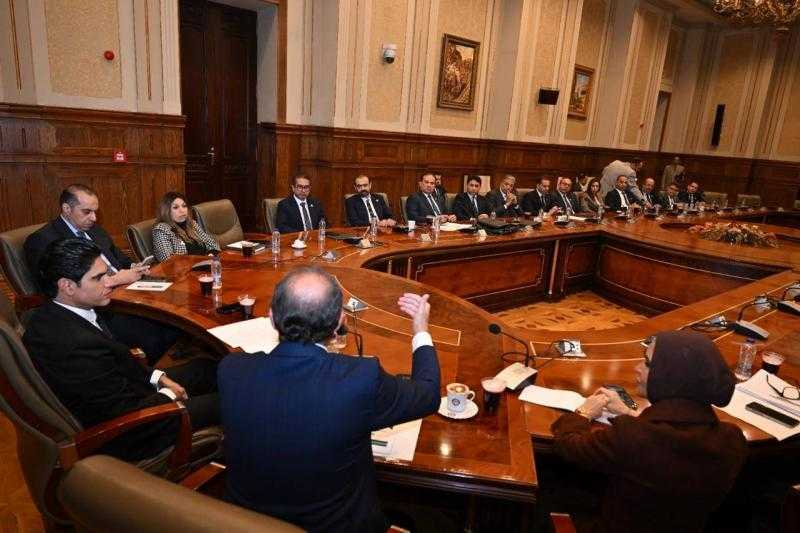 اللجنة الاقتصادية بمجلس الشيوخ تستقبل وزير المالية لاستيضاح الرؤية العامة للمبادرات الوزارية