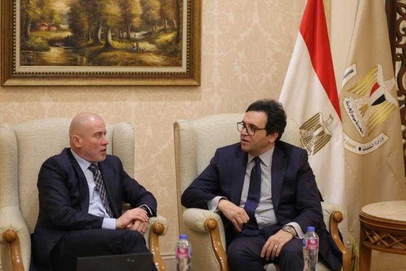 وزير الثقافة يلتقي نظيره بجمهورية رومانيا ضيف شرف معرض القاهرة الدولي للكتاب في دورته السابعة والخمسين ويبحثان توقيع مذكرة تفاهم لتعزيز التعاون