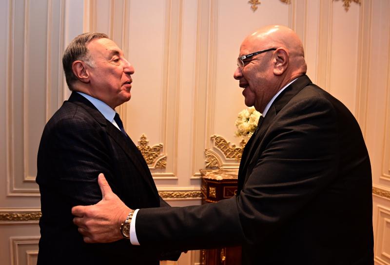 بوابة البرلمان