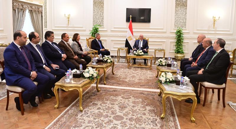 بوابة البرلمان