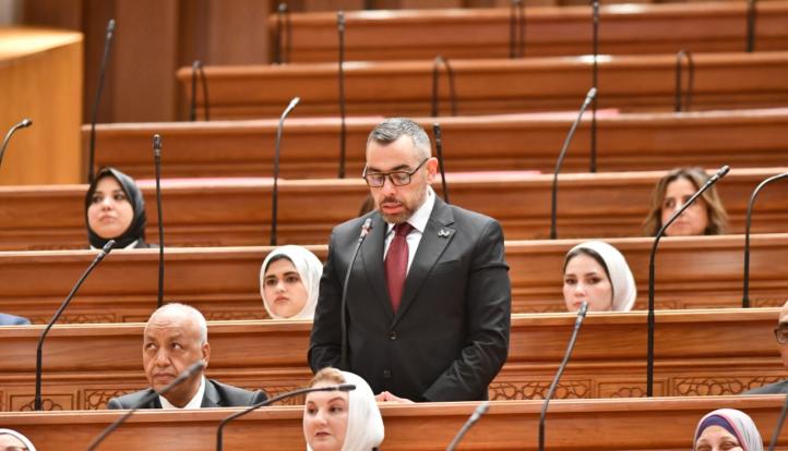 العدل يفتتح الفصل التشريعي بتقديم أول استجواب في البرلمان: مساءلة شاملة حول أزمة الغاز والطاقة