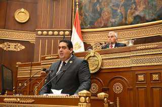 تحرك برلمانى لحماية جيل المستقبل.. الشيوخ يفتح ملف تقنين استخدام الأطفال للمحمول