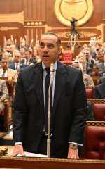 المستشار محمود فوزي: الإدمان الرقمي للأطفال تحدي خطير والاستفادة من التجارب الأخرى... المستشار محمود فوزي: الإدمان الرقمي للأطفال تحدي خطير والاستفادة من التجارب الأخرى ضرورة