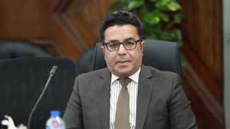 باسل عادل  يتقدم باقتراح برغبة لتطوير مستشفى سنهور المدينة