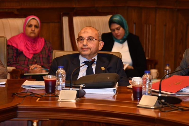 بمشاركة أشرف عبد الغني …اللجنة الاقتصادية تستكمل مناقشات مشروع قانون حماية المنافسة ومنع الاحتكار