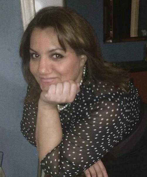 الفنانة ”كوثر عفيفي” تتصدر المشهد في افتتاح معرض ”لؤلؤة البحر الأبيض المتوسط” بالإسكندرية