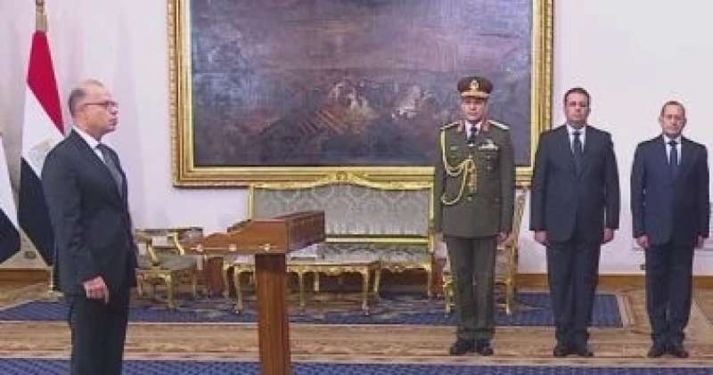 بوابة البرلمان