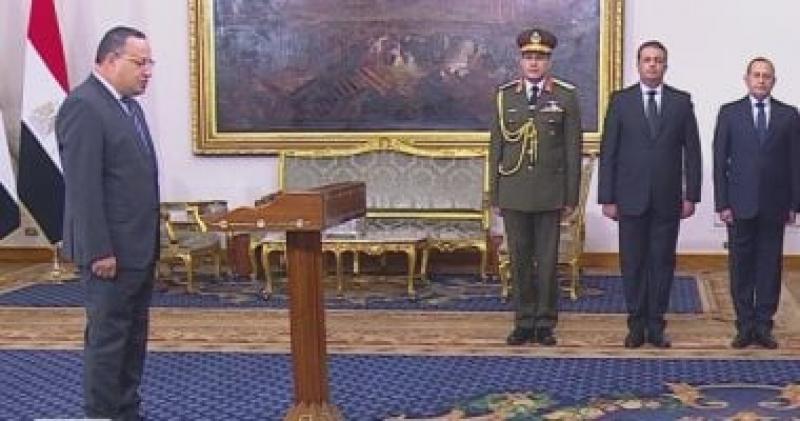 بوابة البرلمان