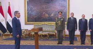 ضياء رشوان يؤدى اليمين الدستورية وزيرا للدولة للإعلام أمام الرئيس السيسى