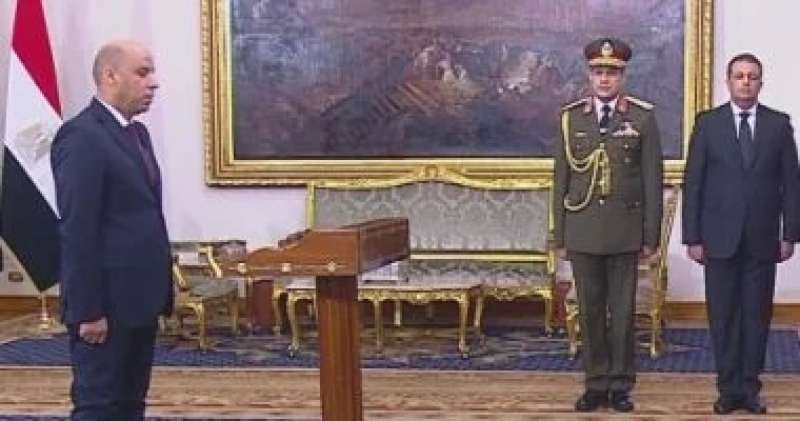 بوابة البرلمان