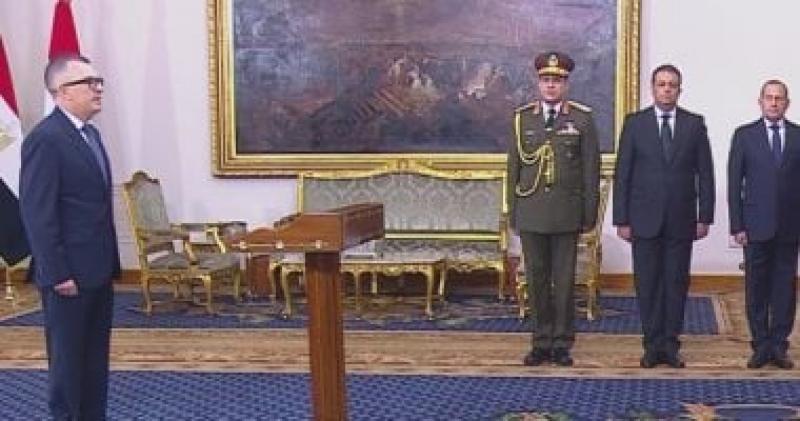 بوابة البرلمان