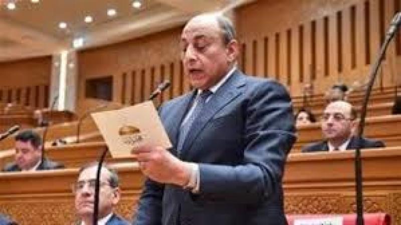 الفريق محمد عباس حلمي