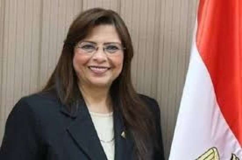 النائبة د .اندا مصطفى