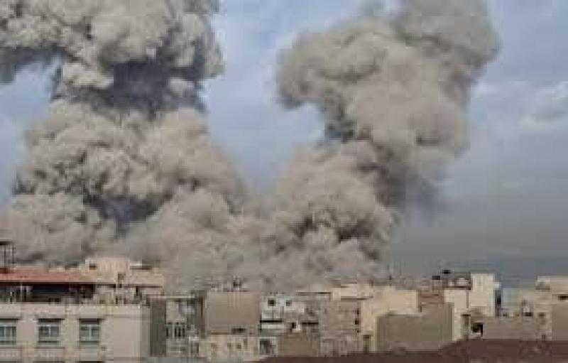 البحرين تعلن إجلاء مواطنين من منطقة الجفير عقب استهدافها بصواريخ إيران