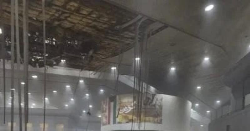 طائرة مسيرة تستهدف مطار الكويت ووقوع إصابات بين العاملين