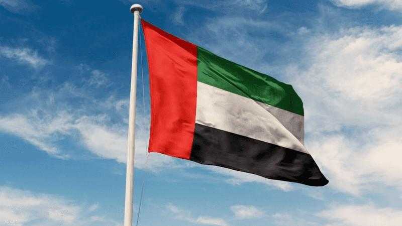 الإمارات: إحباط 3 هجمات صاروخية واندلاع حرائق في مواقع بحرية وصناعية