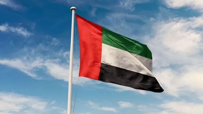 رويترز: تعليق عمليات تحميل النفط في ميناء الفجيرة بعد حريق ناتج عن حطام مسيرة