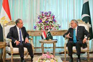 وزيرا خارجية مصر وباكستان يبحثان سبل تعزيز العلاقات الثنائية والتطورات الإقليمية