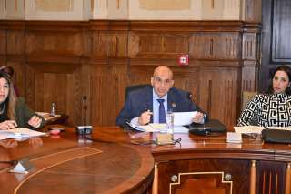 بمشاركة أشرف عبد الغني ..اللجنة الاقتصادية توافق على مشروع قانون حماية المنافسة ومنع الممارسات الاحتكارية