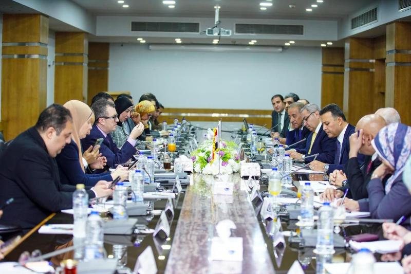 بوابة البرلمان