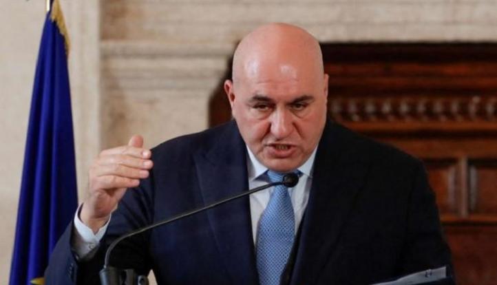 وزير دفاع إيطاليا: رفضنا طلبات أمريكية لعبور أجوائنا