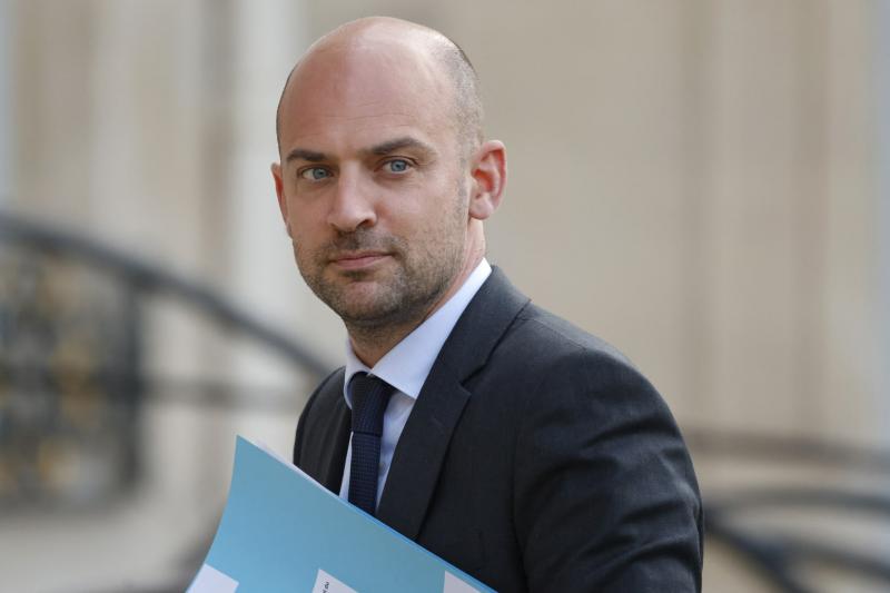 بوابة البرلمان