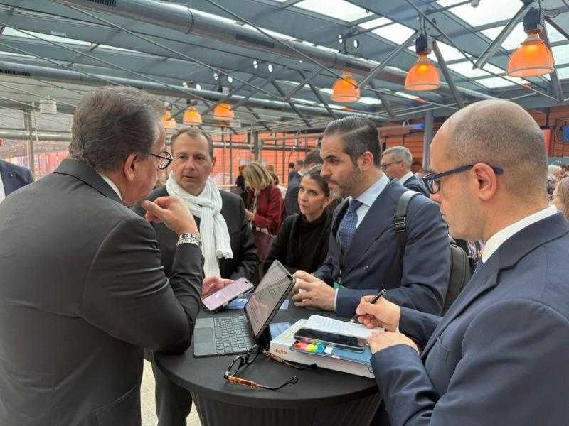 على هامش قمة «الصحة الواحدة» بفرنسا.. وزير الصحة يبحث مع شركة سانوفي تعزيز التعاون في توطين صناعة اللقاحات ودعم الأمن الصحي